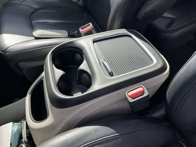 Used 2019 Chrysler Pacifica Touring-L Plus w/ Advanced Safetytec Group image 20