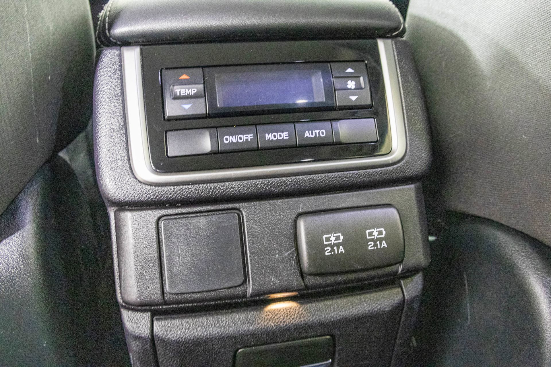 Used 2021 Subaru Ascent Premium w/ Convenience Package image 38