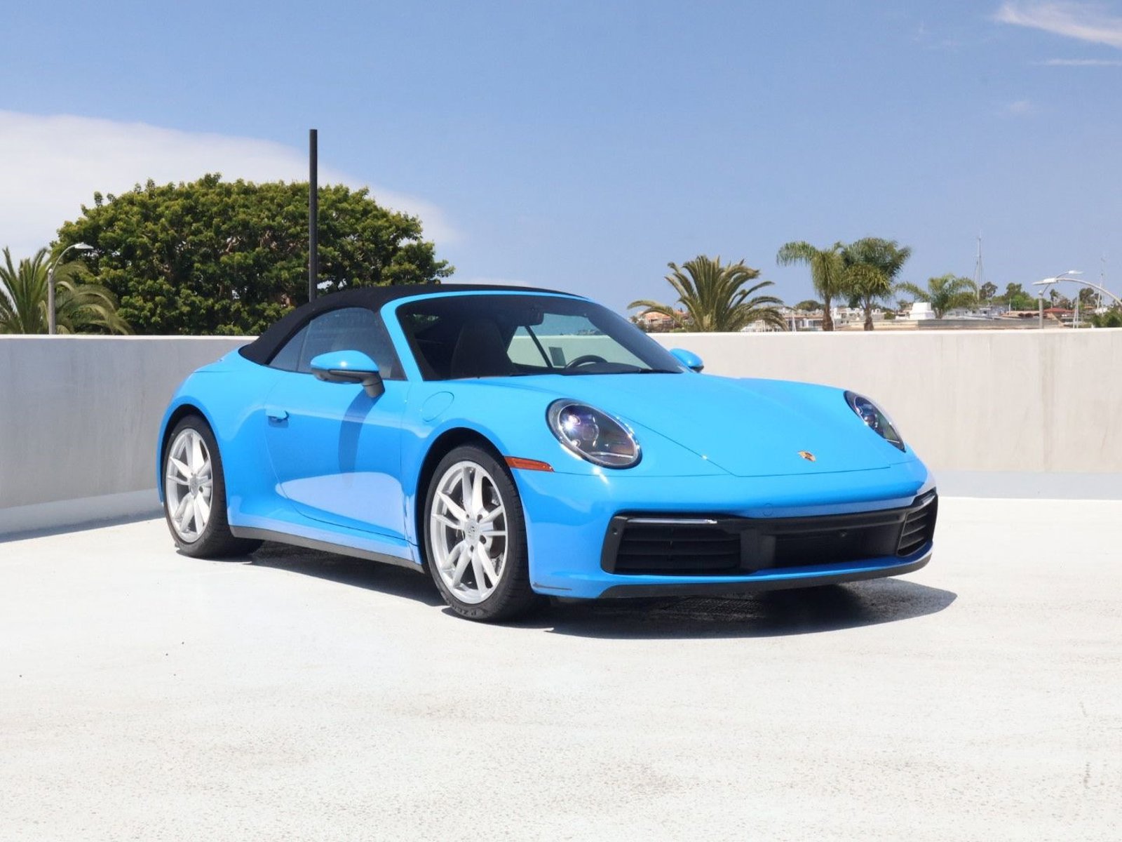 Certified 2023 Porsche 911 Carrera RWD image 8