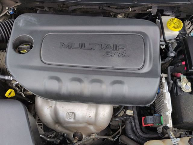 Certified 2019 Jeep Cherokee Latitude Plus w/ Cold Weather Group image 30