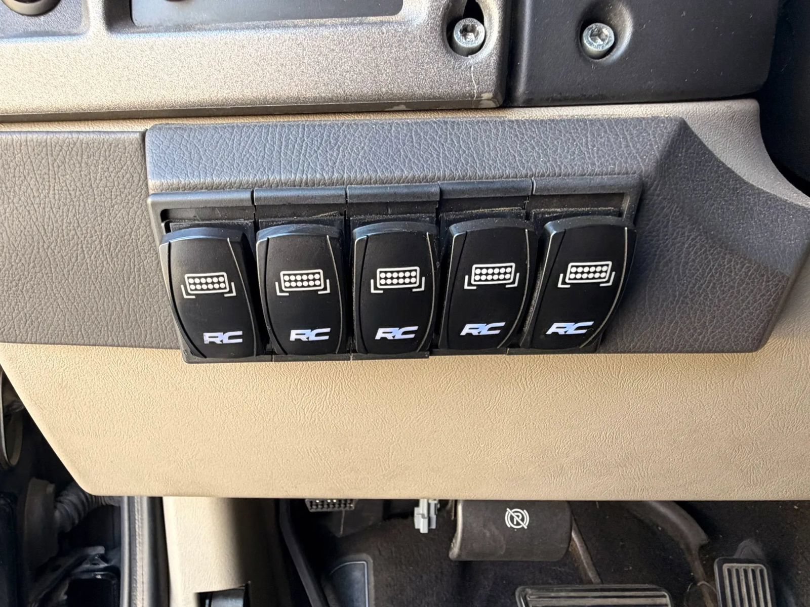 Used 2003 HUMMER H2 w/ Preferred Equipment Group AWD/4WD image 18