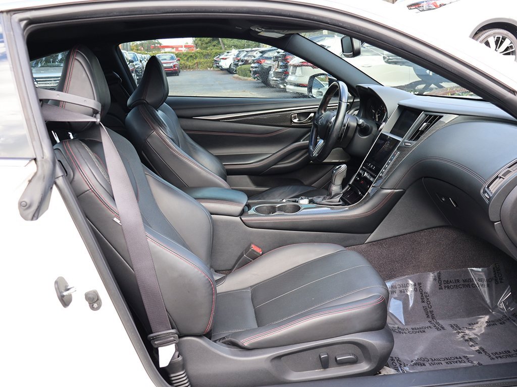 Used 2020 INFINITI Q60 Red Sport 400 image 29
