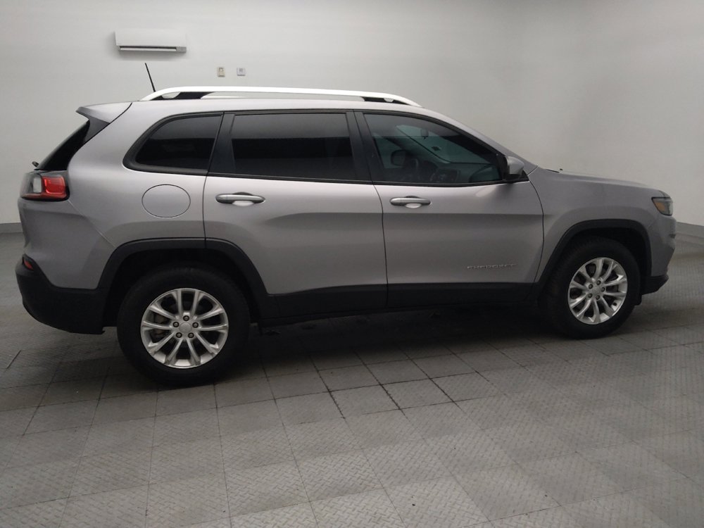 Used 2020 Jeep Cherokee Latitude FWD image 10