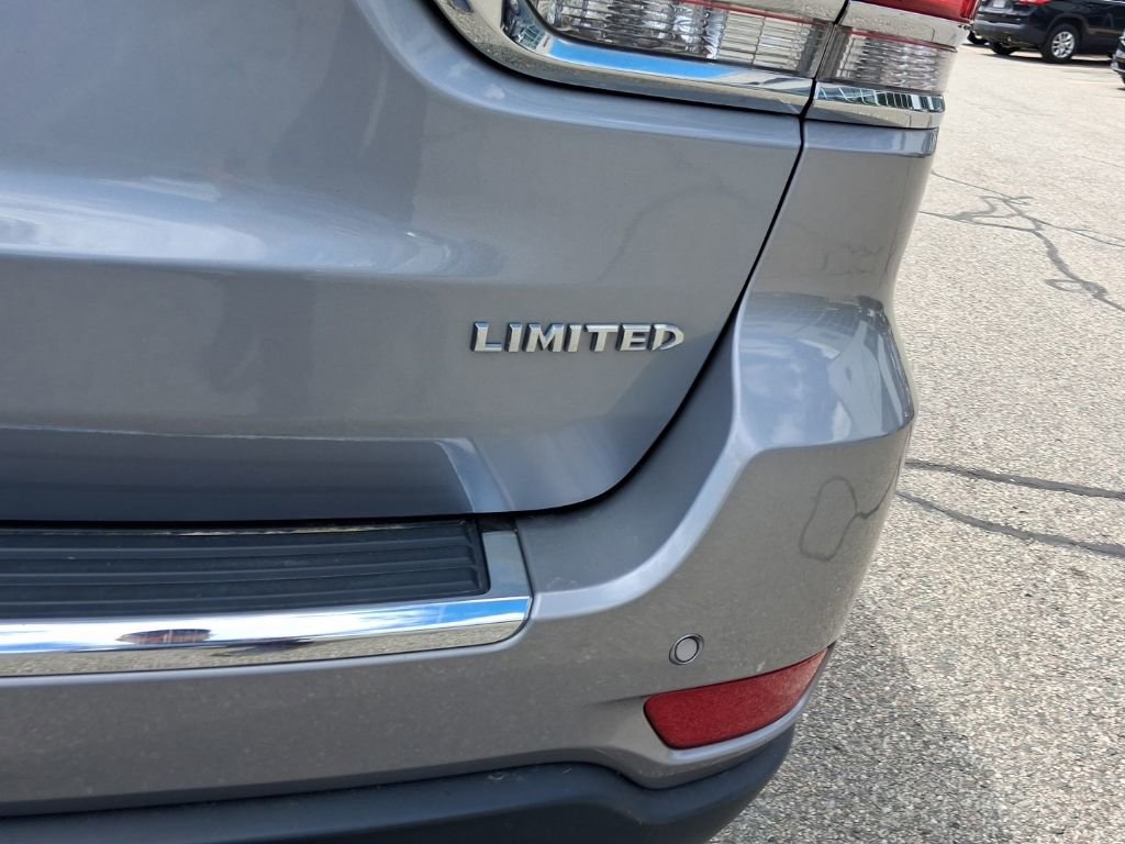 Used 2019 Jeep Grand Cherokee Limited AWD/4WD image 9