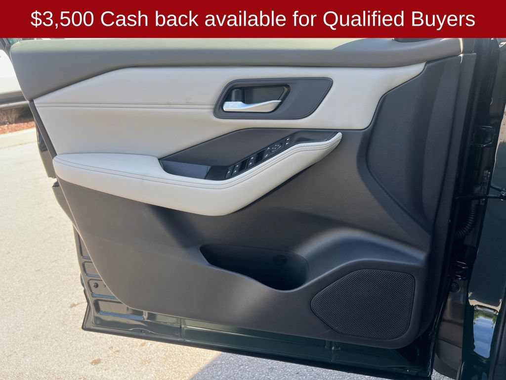New 2026 Nissan Rogue Dark Armor FWD image 11