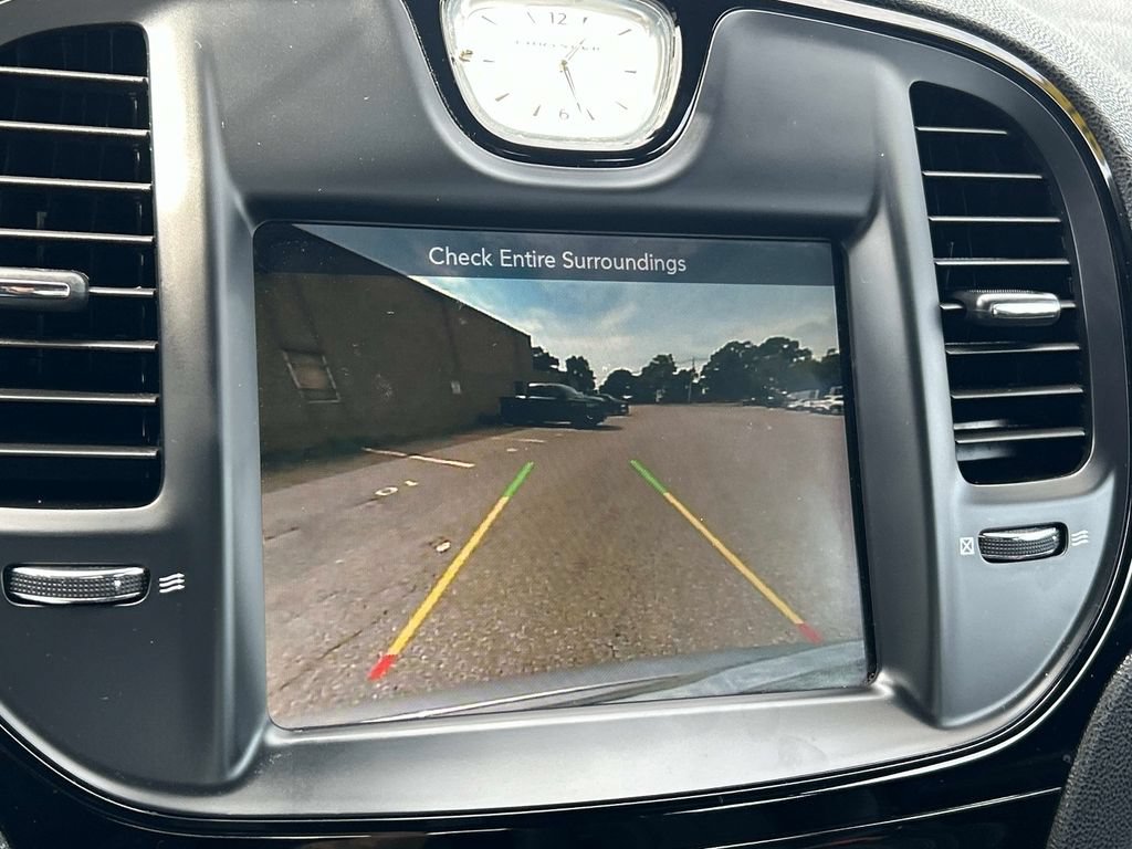 Used 2016 Chrysler 300 S AWD/4WD image 31