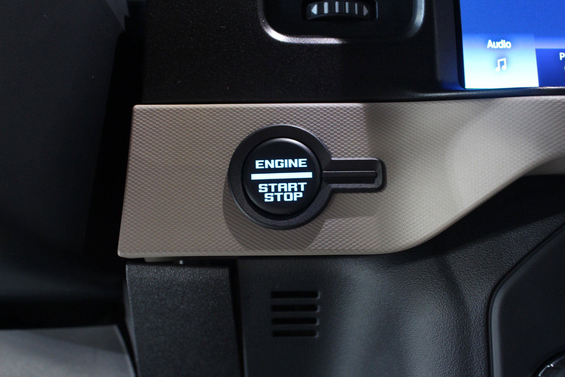 Used 2022 Ford Bronco Wildtrak image 56