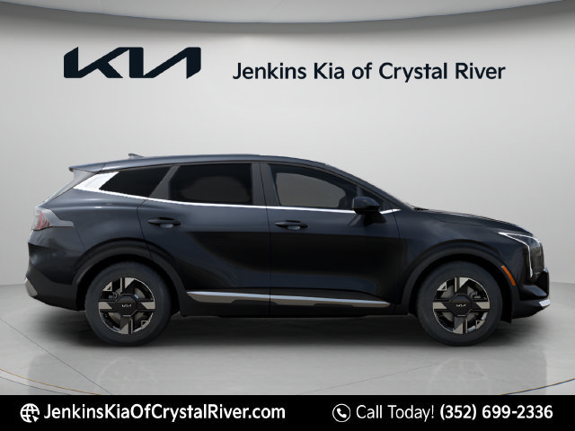 New 2026 Kia Sportage LX FWD image 8