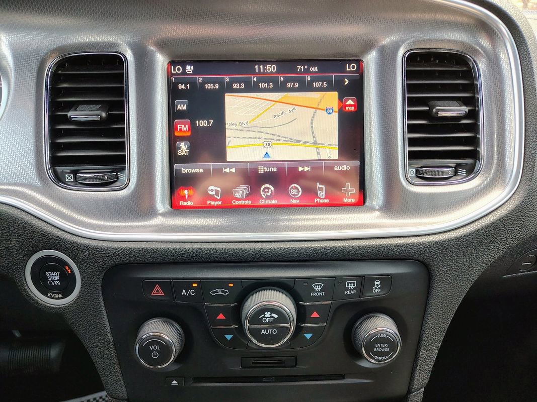 Used 2014 Dodge Charger R/T image 18