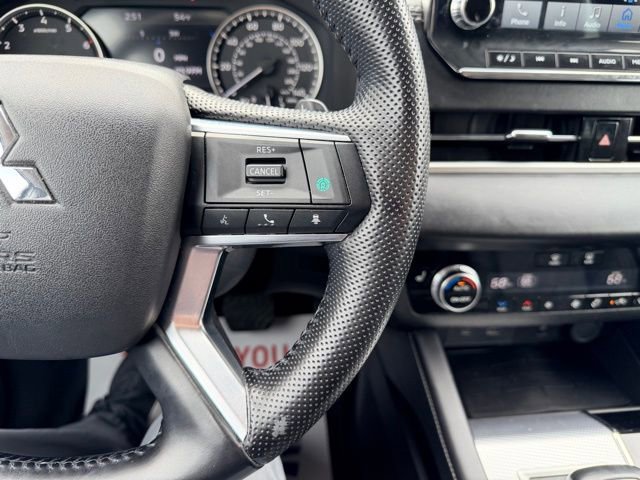 Used 2022 Mitsubishi Outlander SEL image 23