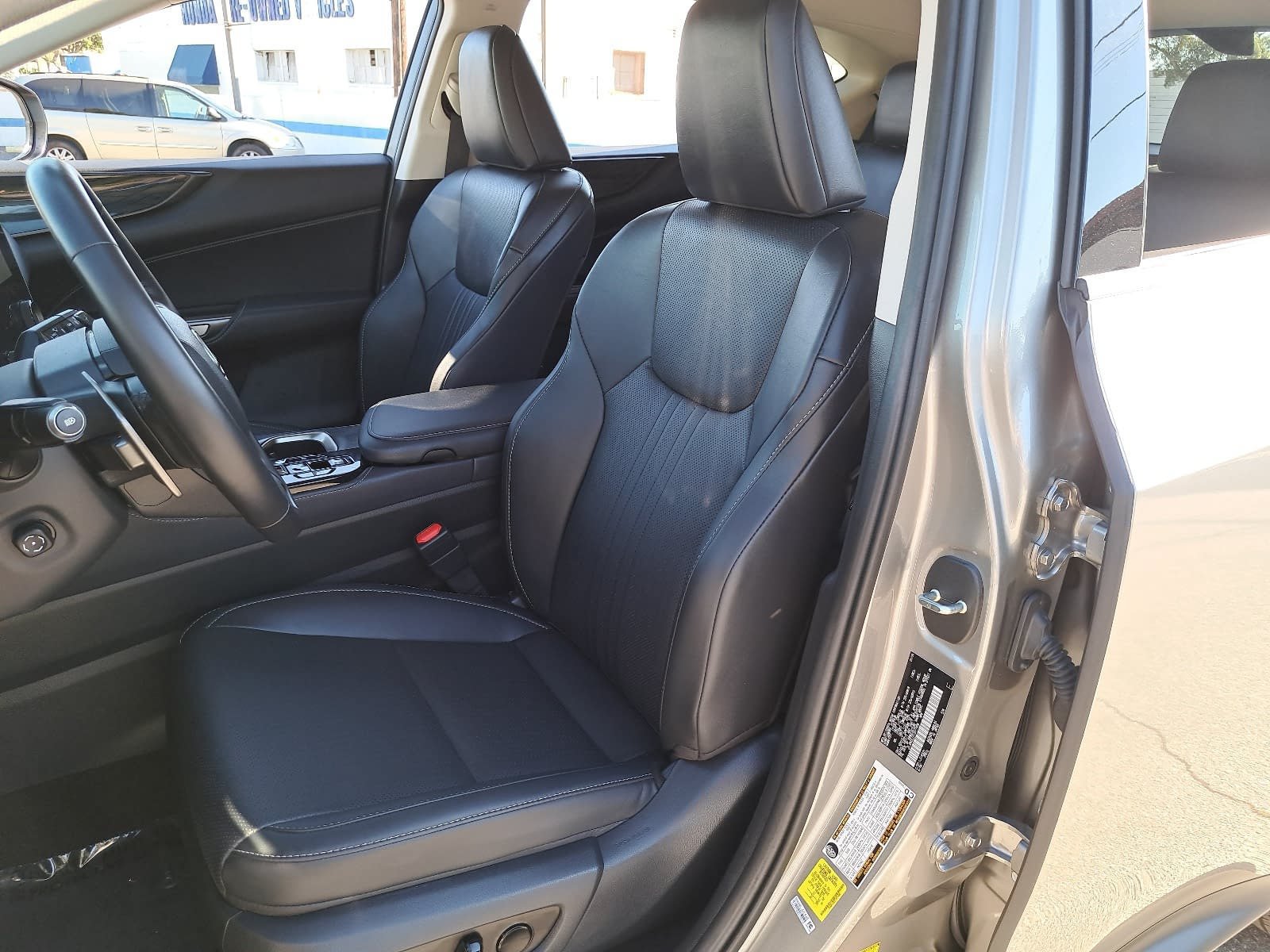 Used 2026 Lexus NX 350h AWD w/ Accessory Package (2T) image 17