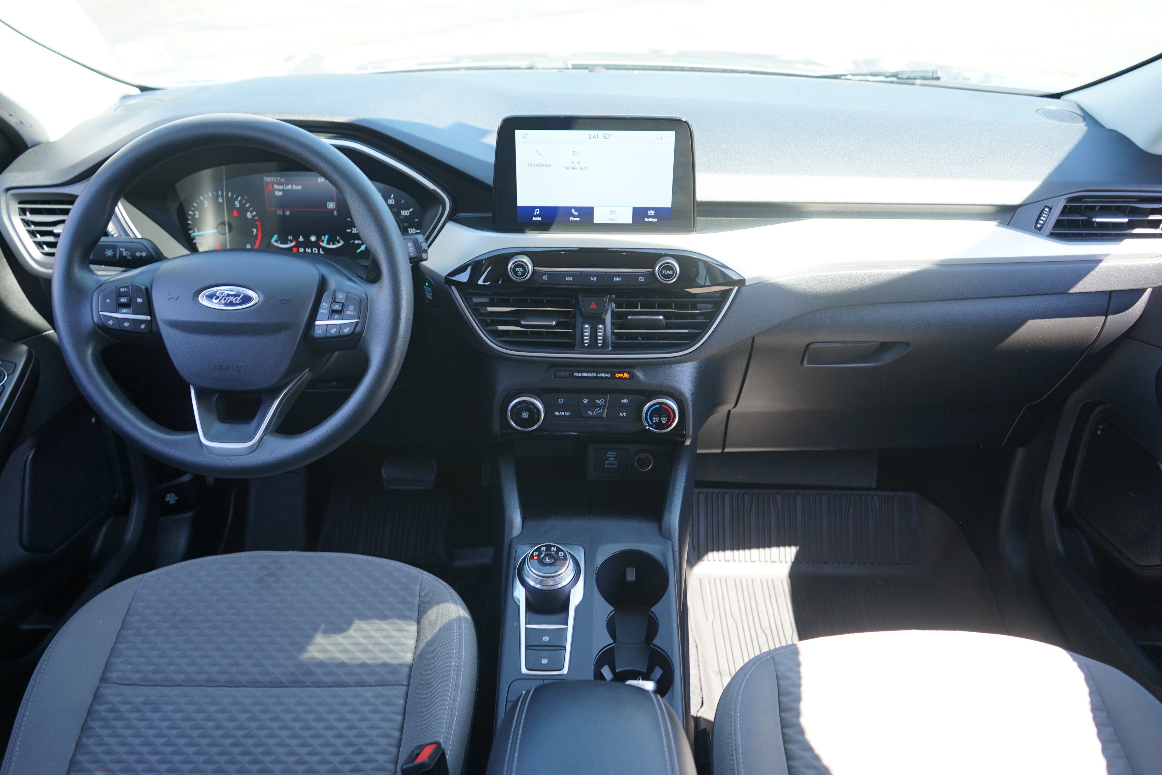 Used 2021 Ford Escape SE image 22