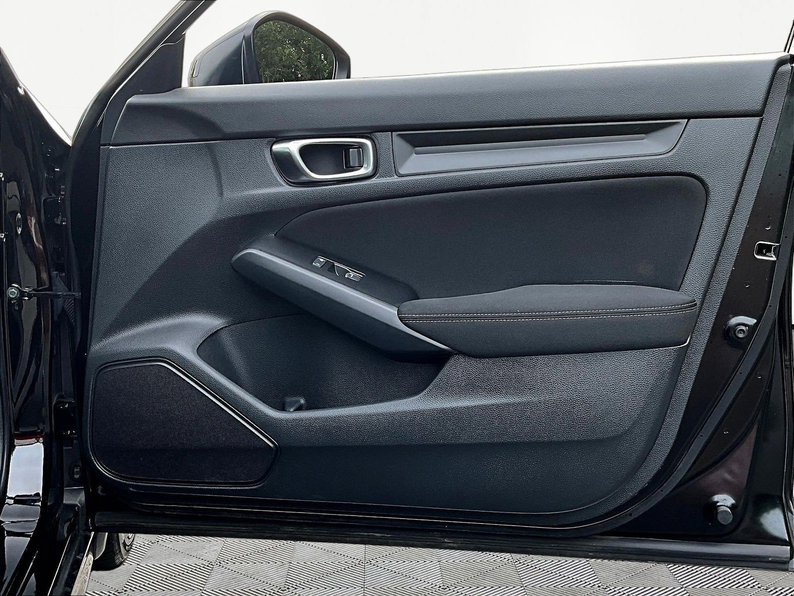 Certified 2025 Honda Civic Sport image 27