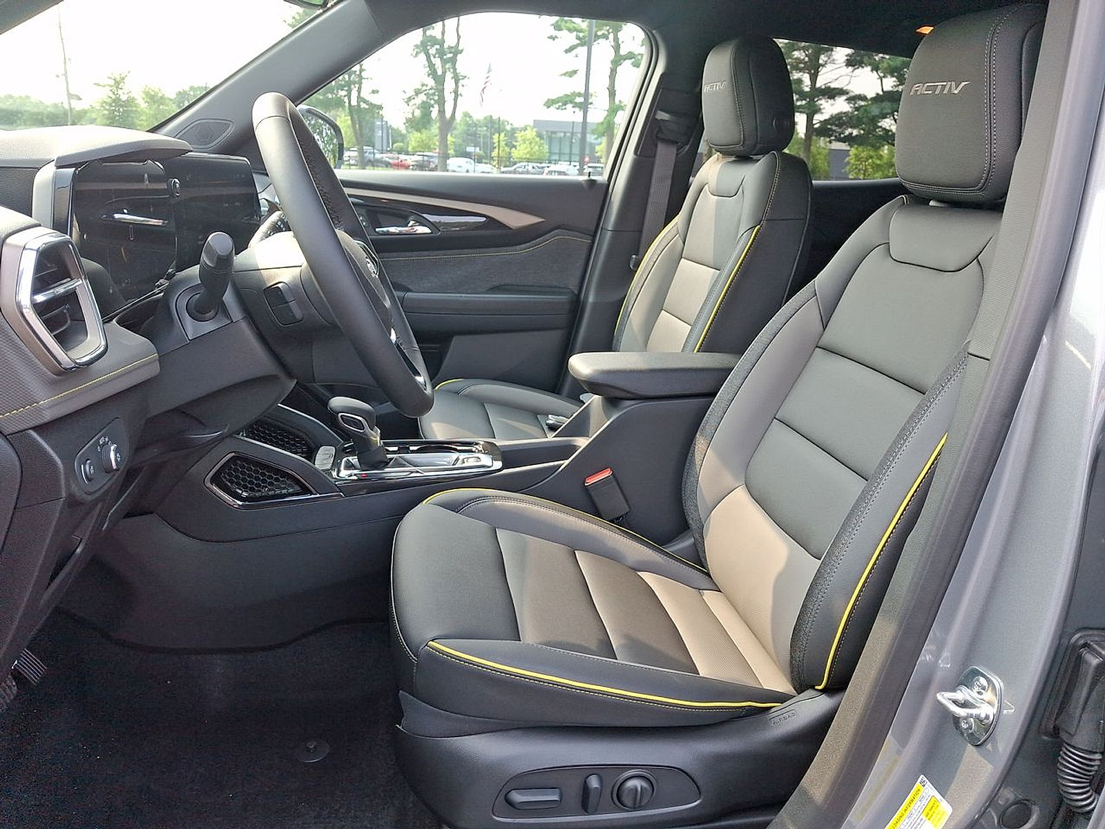 New 2026 Chevrolet TrailBlazer ACTIV w/ Convenience Package AWD/4WD image 14