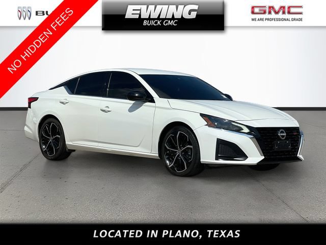 Used 2023 Nissan Altima 2.5 SR FWD image 1