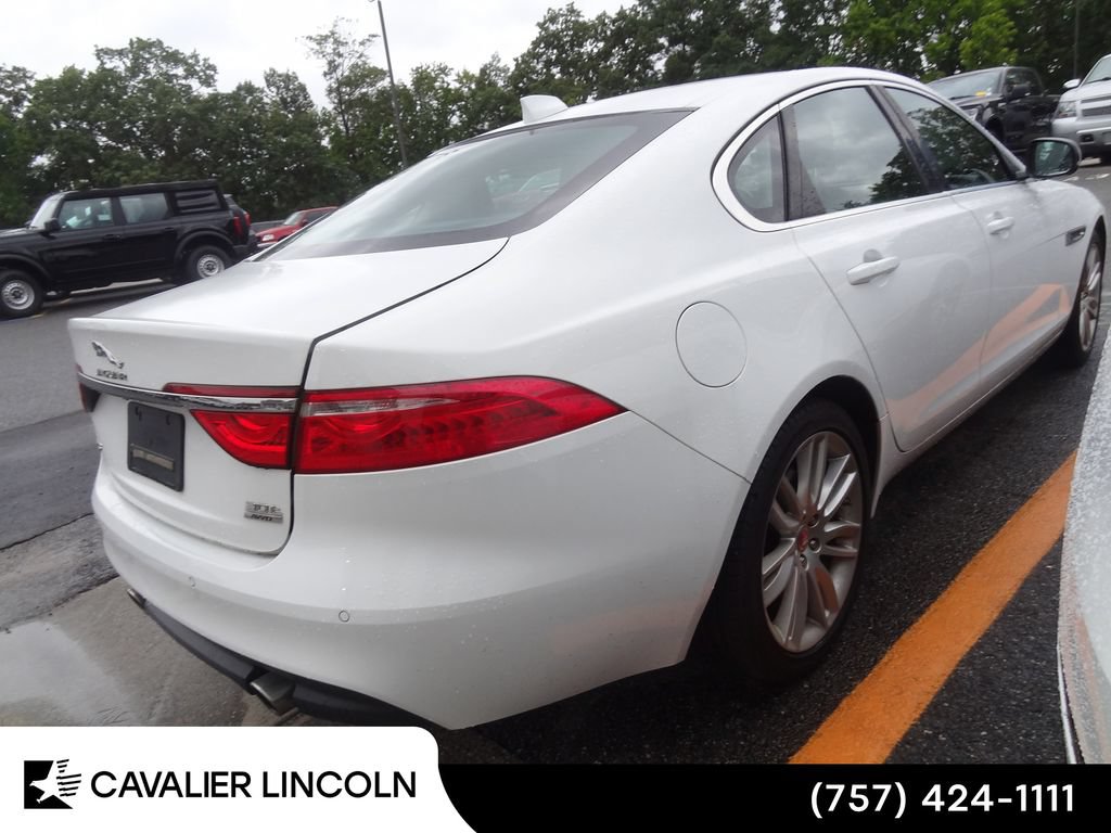 Used 2019 Jaguar XF Prestige AWD/4WD image 7