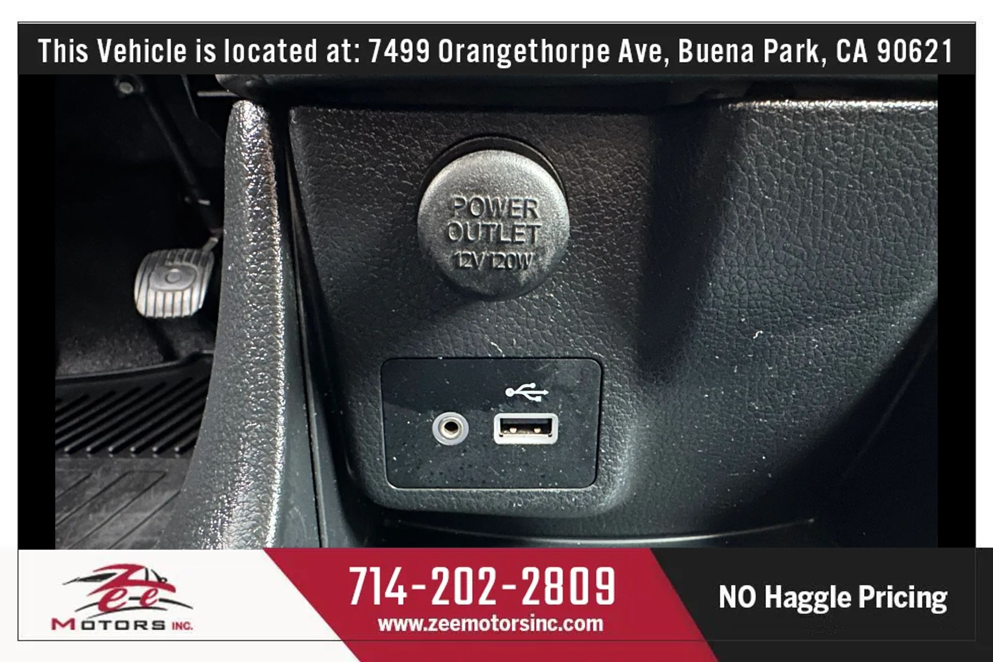 Used 2020 Nissan NV200 S FWD image 29
