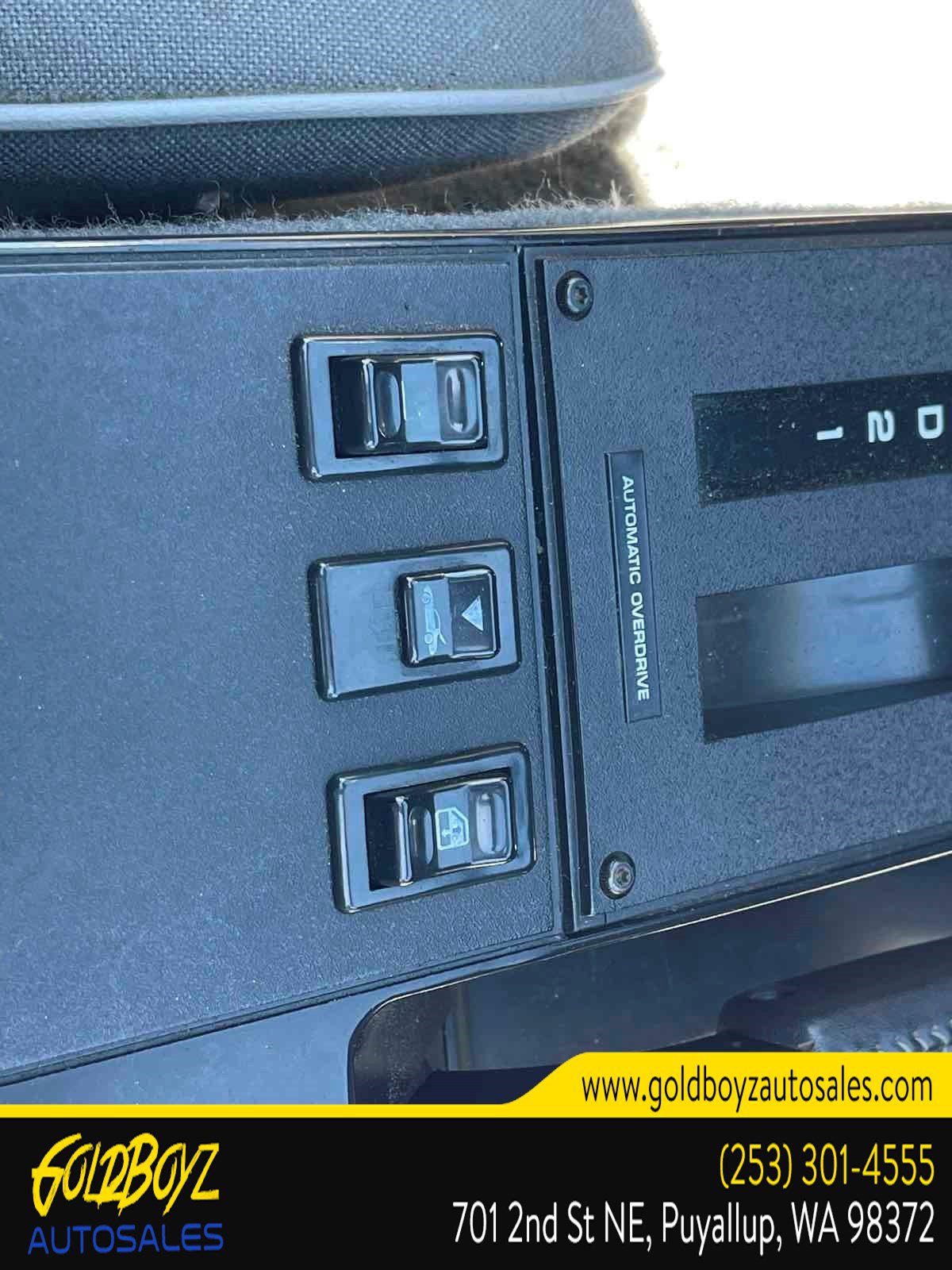 Used 1987 Chevrolet Camaro Z28 RWD image 18