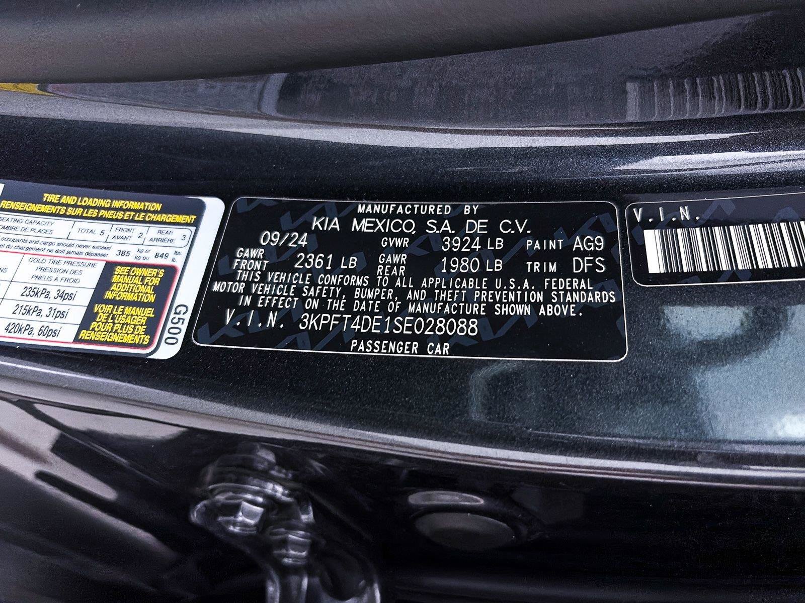 Used 2025 Kia K4 FWD image 36