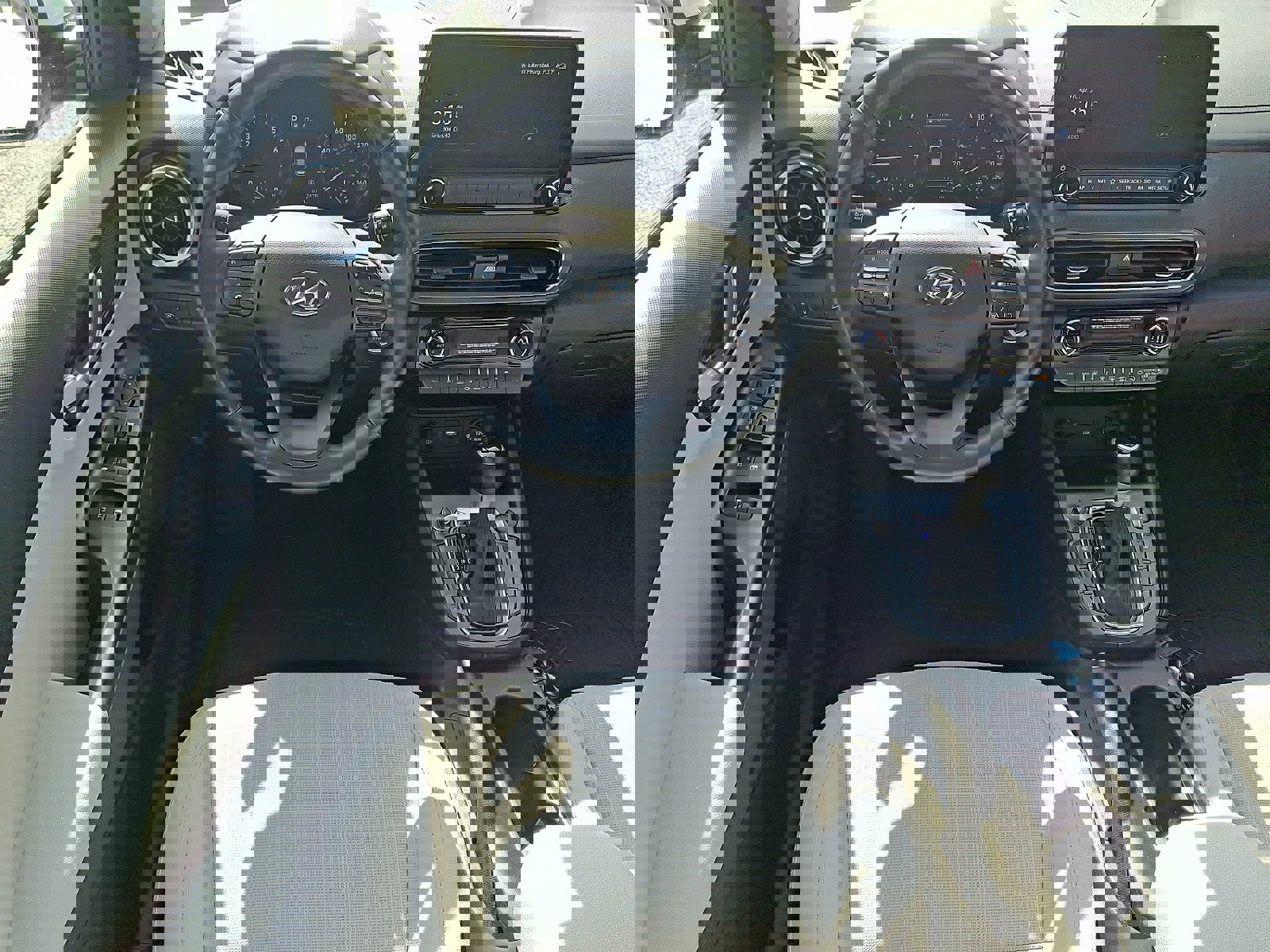 Certified 2023 Hyundai Kona SEL w/ Convenience Package AWD/4WD image 12