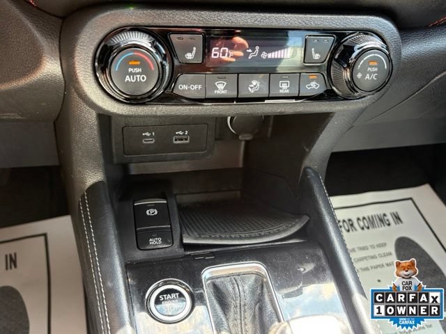 Used 2021 Nissan Kicks SR w/ SR Premium Package FWD image 17