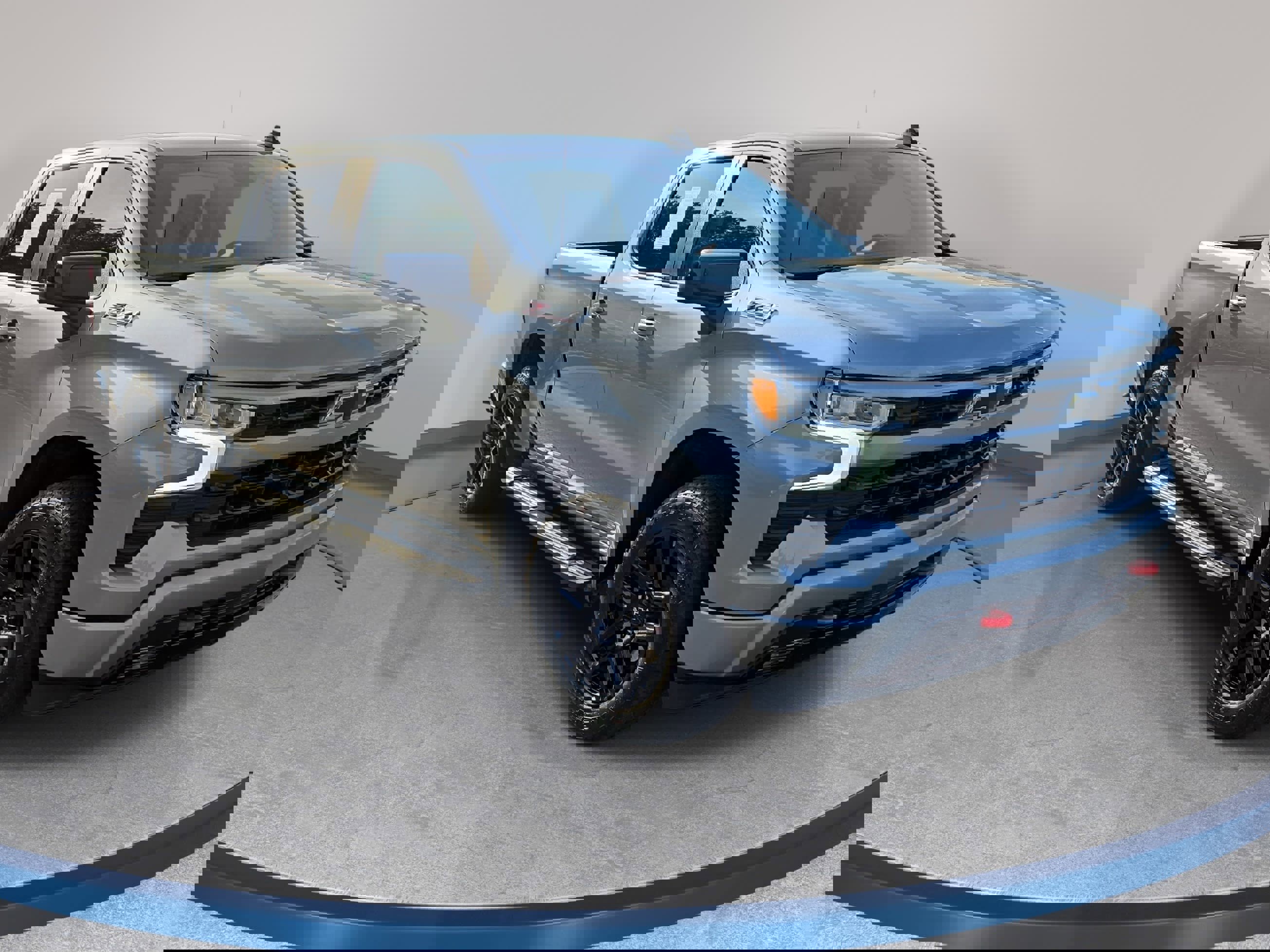 Used 2023 Chevrolet Silverado 1500 RST w/ Z71 Off-Road Package image 2