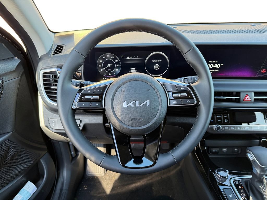 New 2025 Kia Seltos X-Line image 12