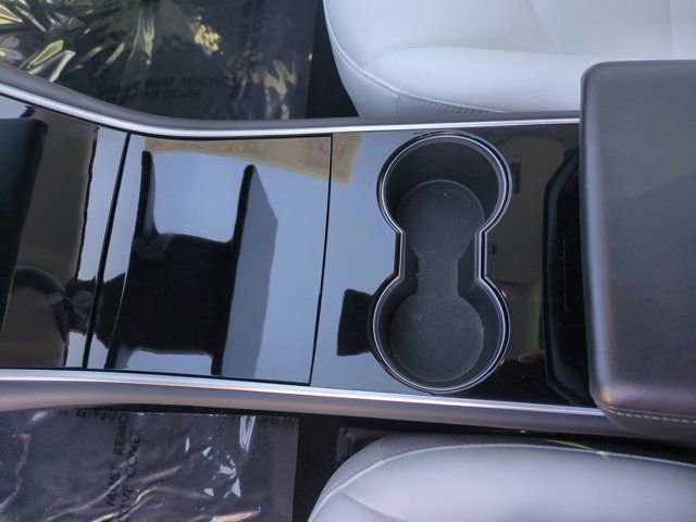 Used 2019 Tesla Model 3 Standard Range Plus image 21