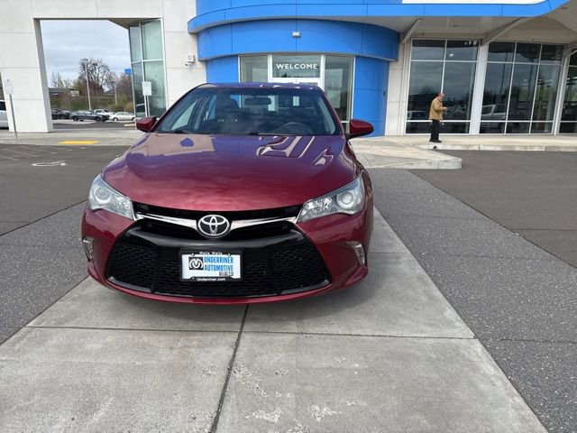 Used 2017 Toyota Camry XSE w/ Moonroof Package image 14