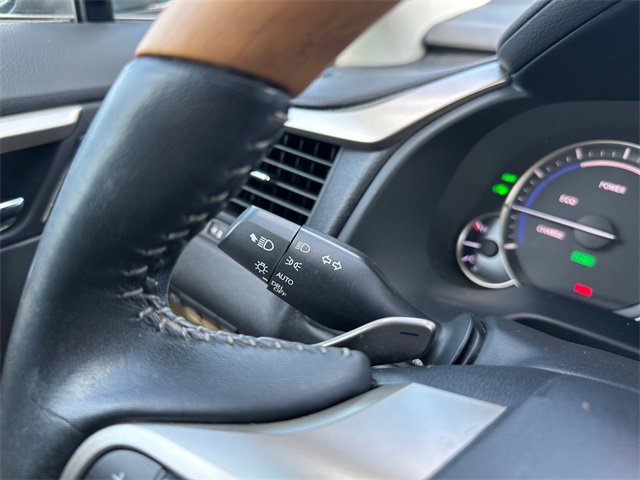 Used 2021 Lexus RX 450h AWD w/ Premium Package image 24