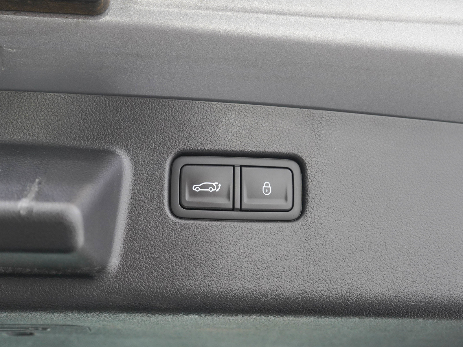Used 2023 Genesis GV60 Advanced AWD/4WD image 11