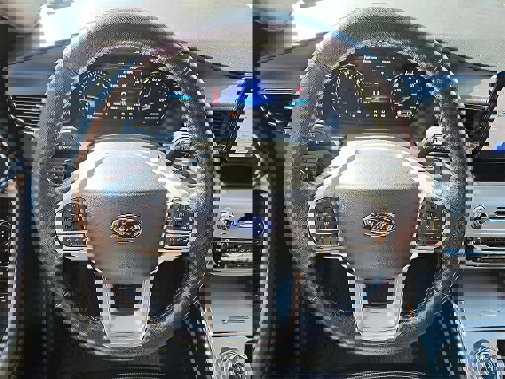 Used 2021 Ford Explorer XLT w/ Equipment Group 202A image 14