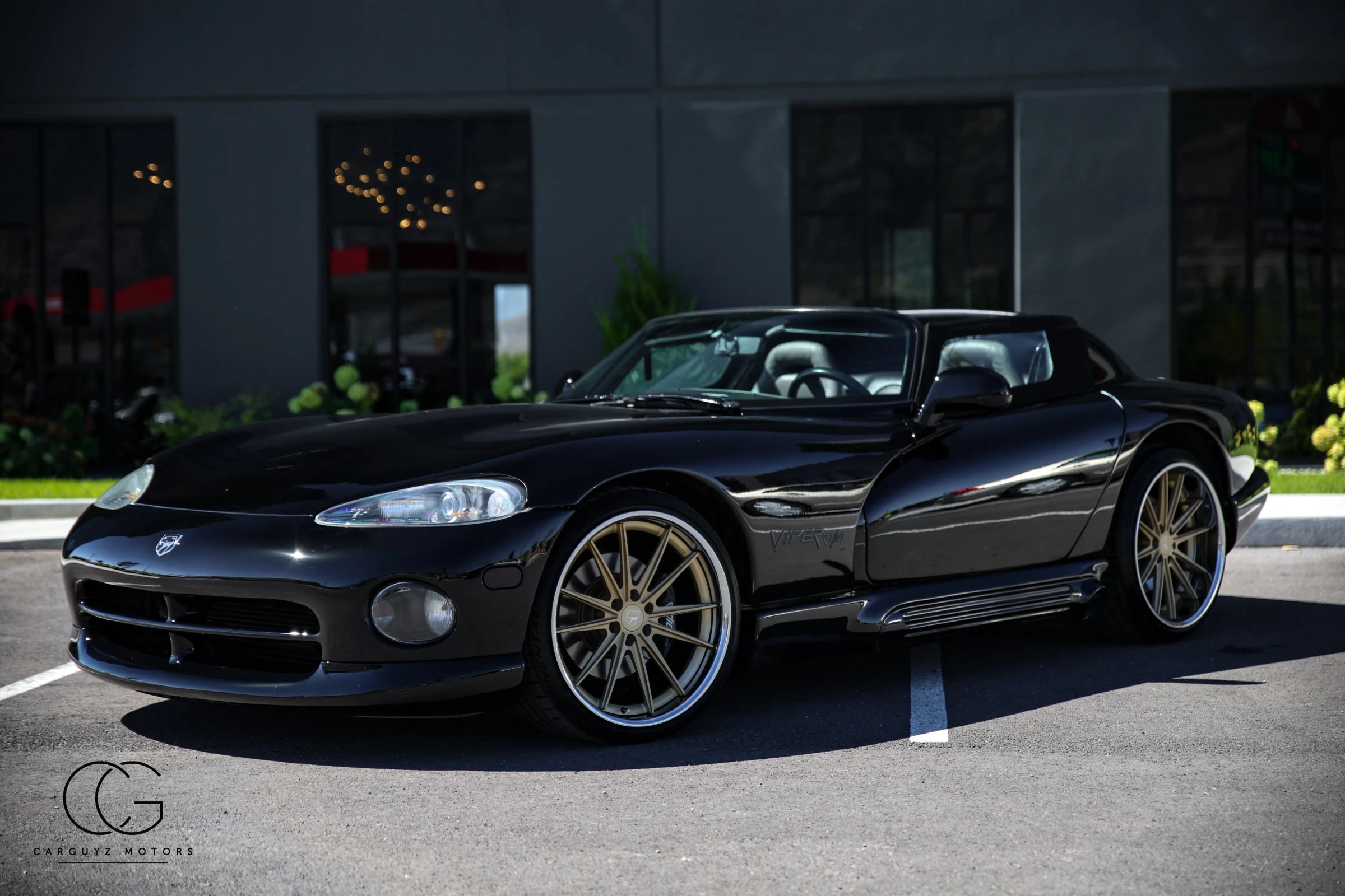 Used 1994 Dodge Viper RT/10 RWD image 5