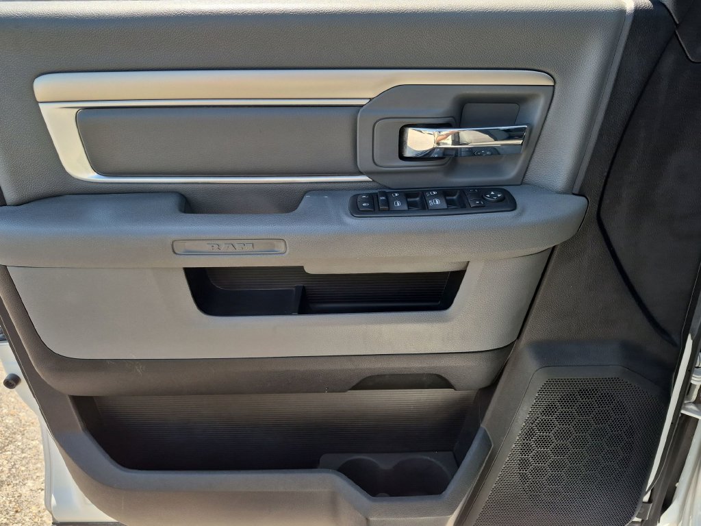 Used 2014 RAM 3500 Big Horn AWD/4WD image 32