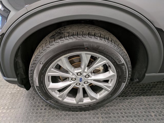 Certified 2022 Ford Explorer XLT w/ Equipment Group 202A image 7