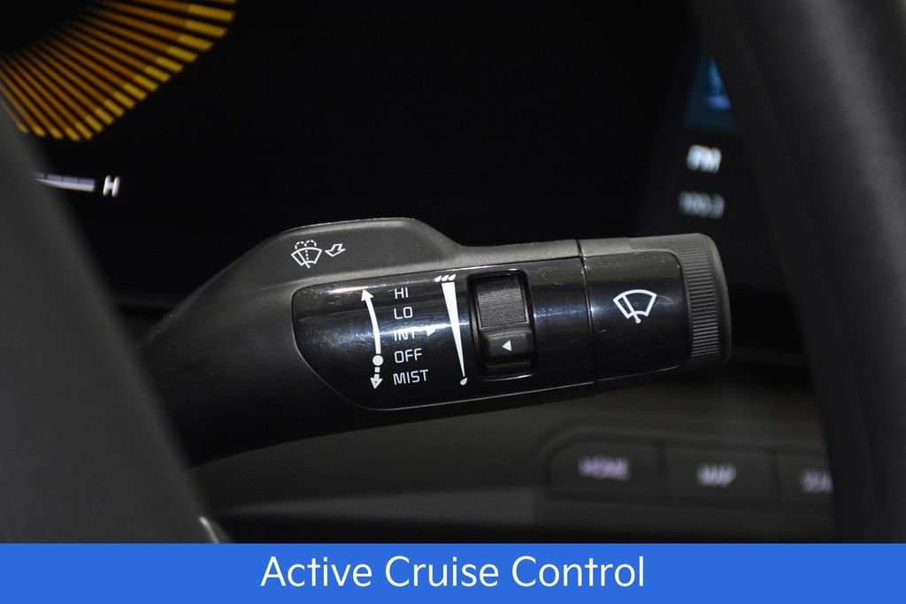 New 2025 Kia K4 LXS image 12