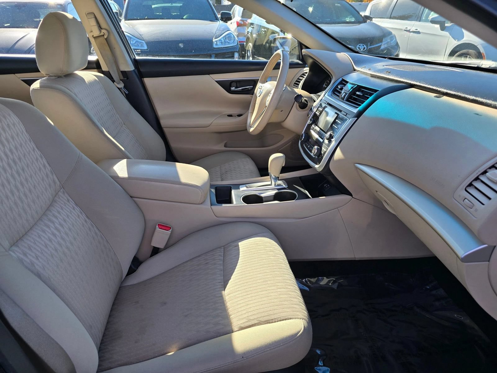 Used 2016 Nissan Altima 2.5 SV FWD image 11