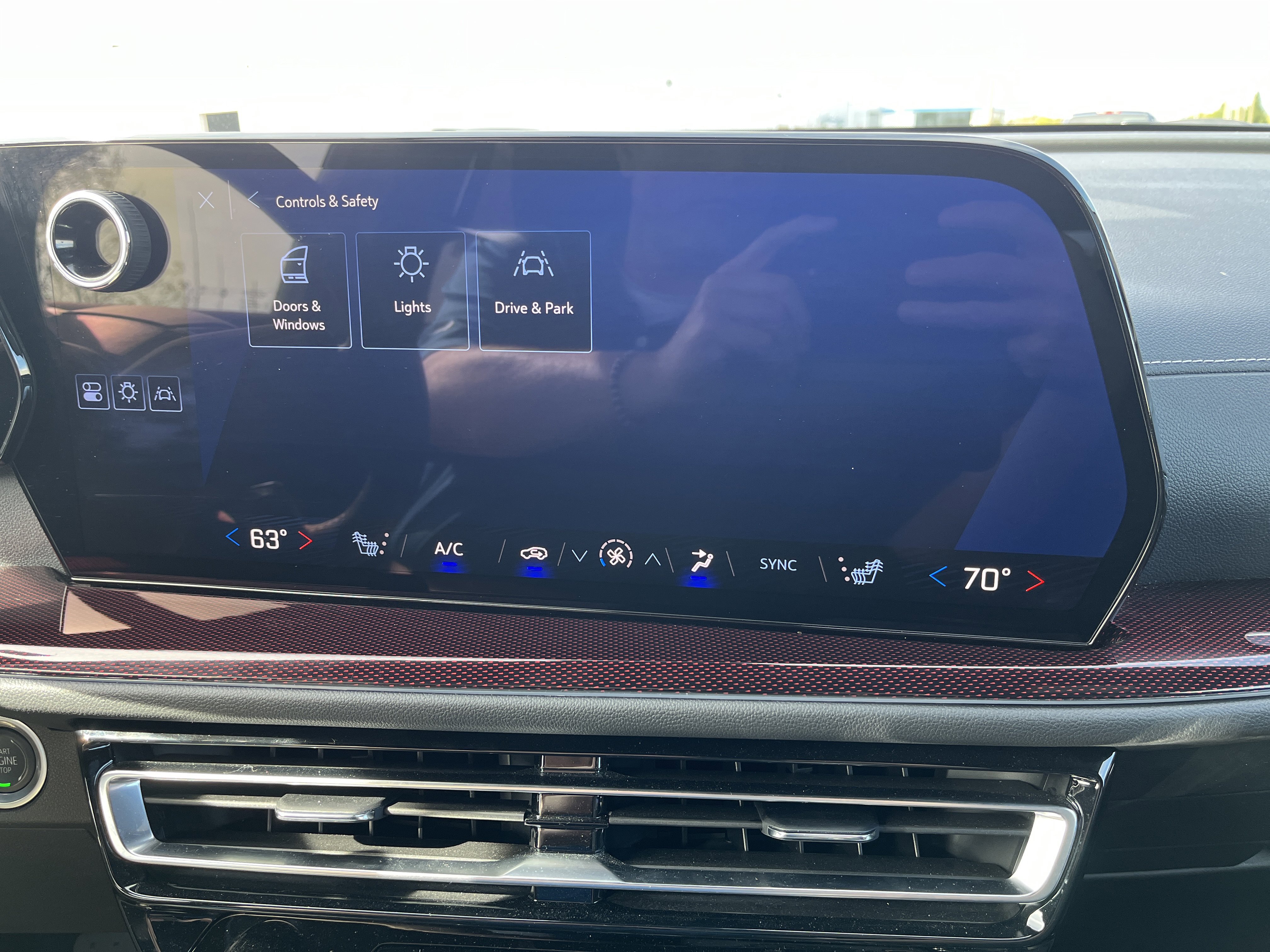 Used 2024 Chevrolet Traverse Z71 w/ Enhanced Driving Package image 33