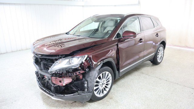 Used 2017 Lincoln MKC Reserve w/ Lincoln MKC Climate Package image 2