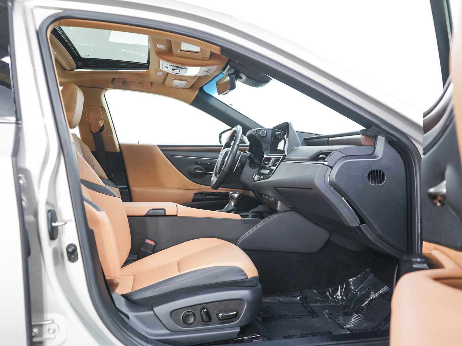 Used 2024 Lexus ES 350 w/ Premium Package FWD image 11