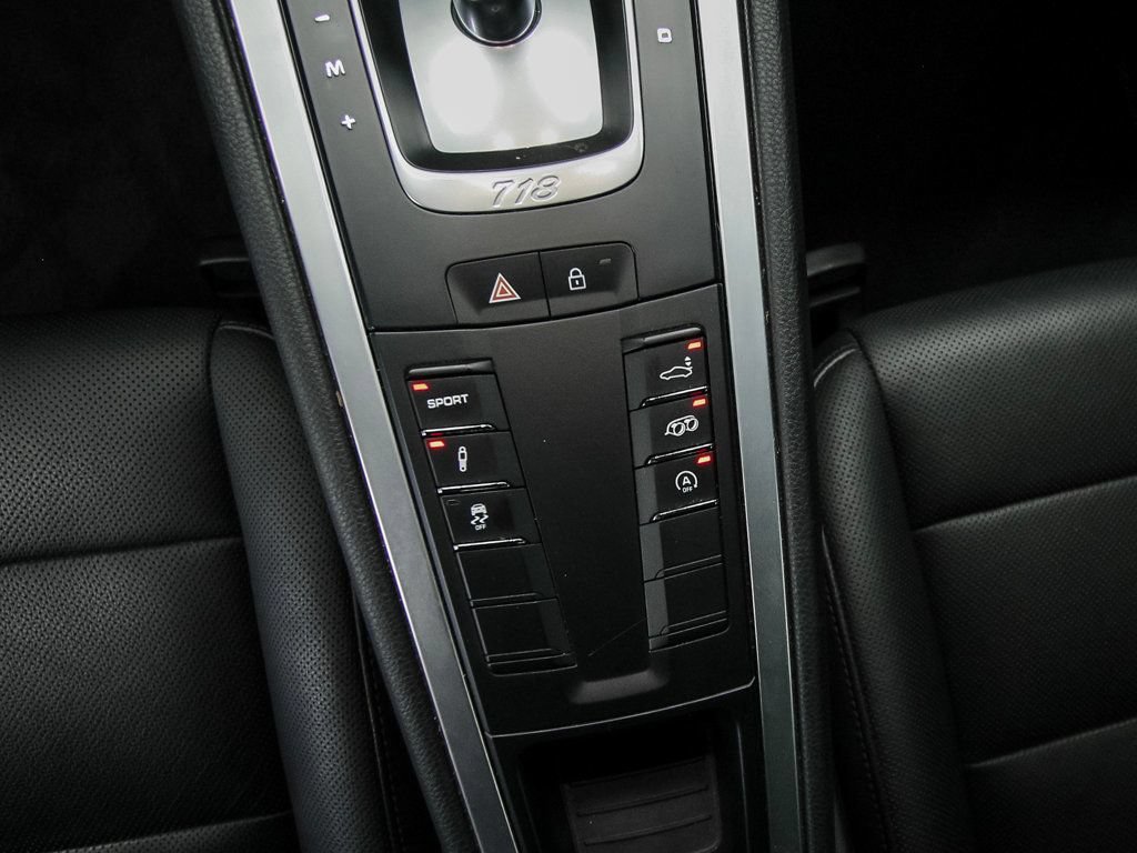 Used 2021 Porsche 718 Cayman S RWD image 19