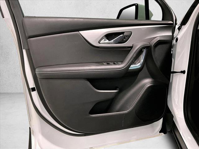Used 2023 Chevrolet Blazer LT FWD image 18