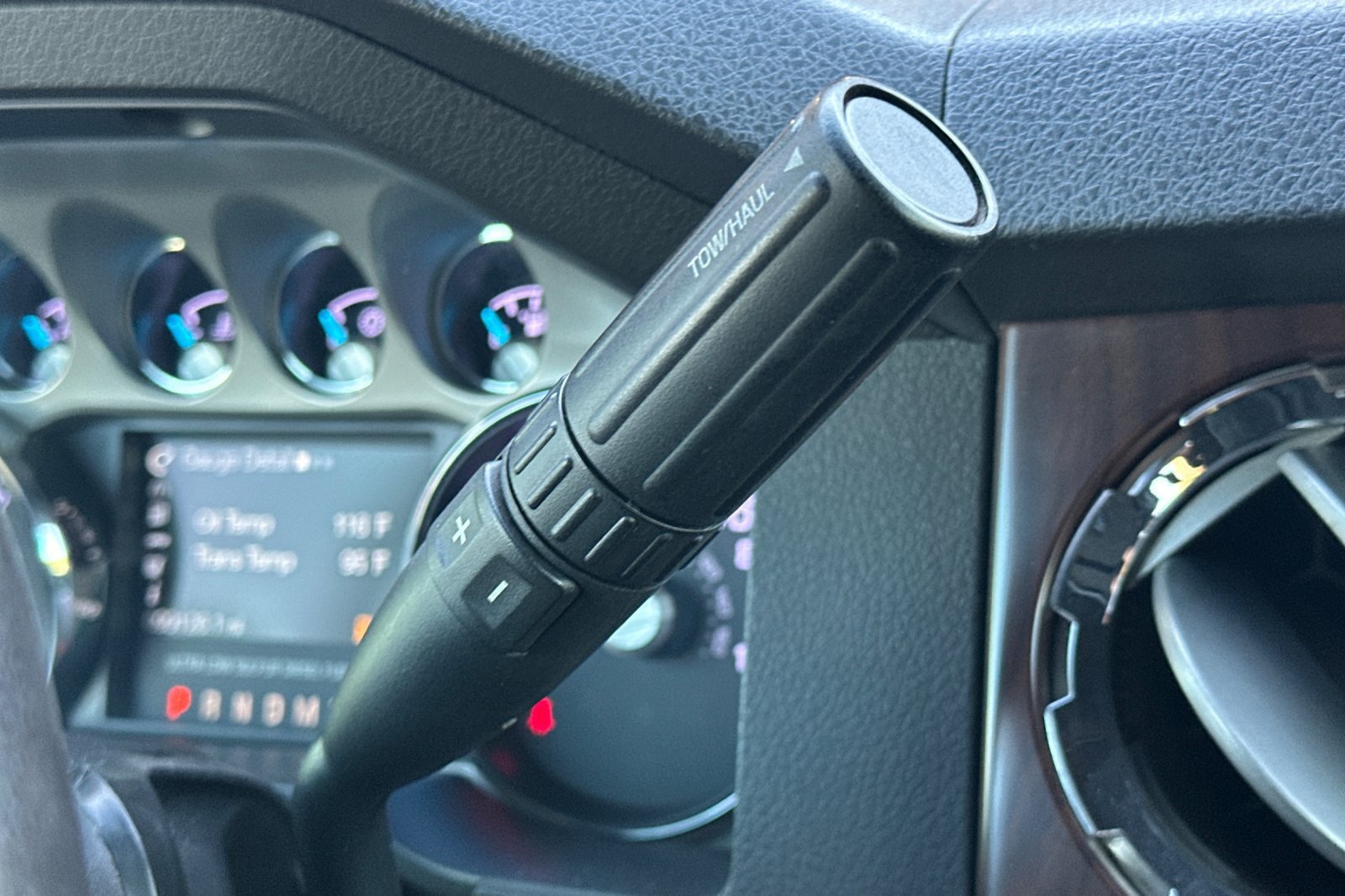 Used 2016 Ford F350 Lariat w/ Chrome Package AWD/4WD image 19