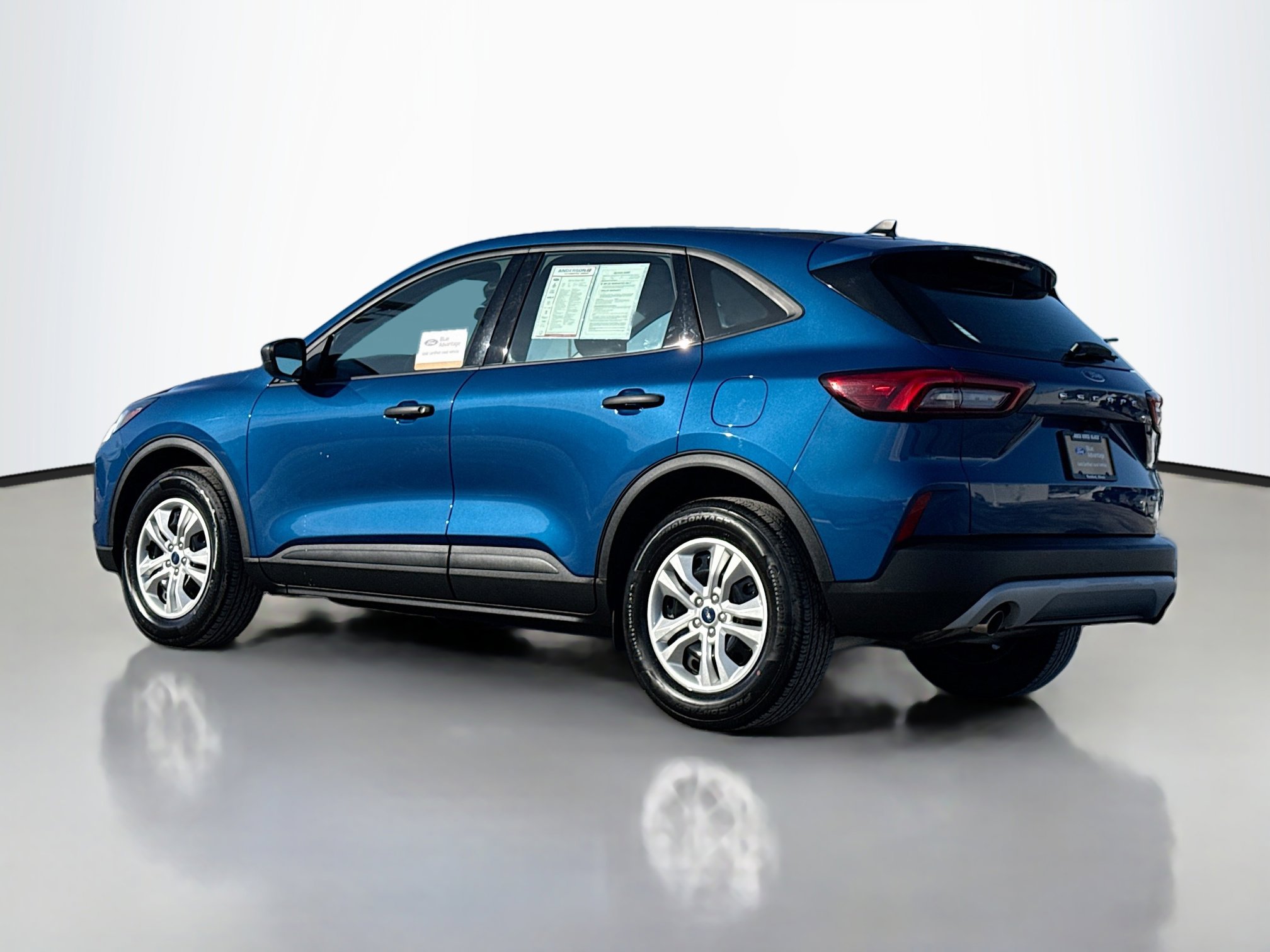 Used 2023 Ford Escape AWD image 14