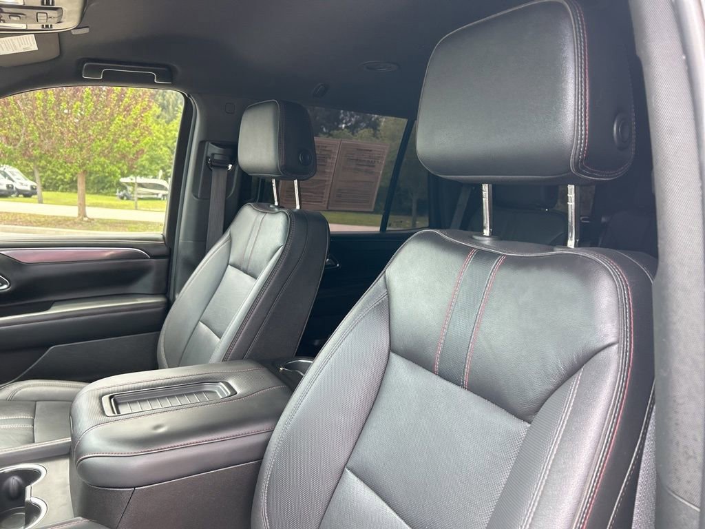 Used 2023 Chevrolet Tahoe RST w/ Luxury Package image 21