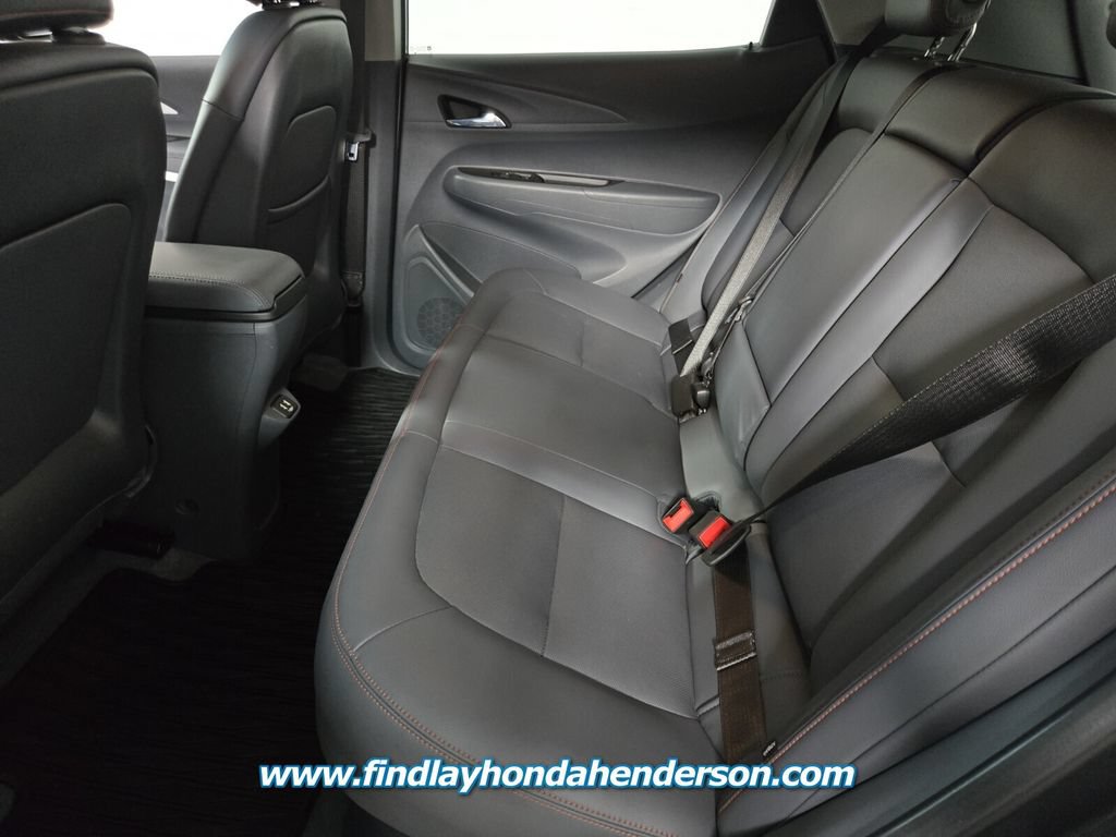Used 2020 Chevrolet Bolt Premier w/ Infotainment Package FWD image 15