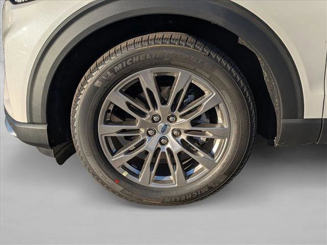 New 2026 Ford Explorer Platinum image 10