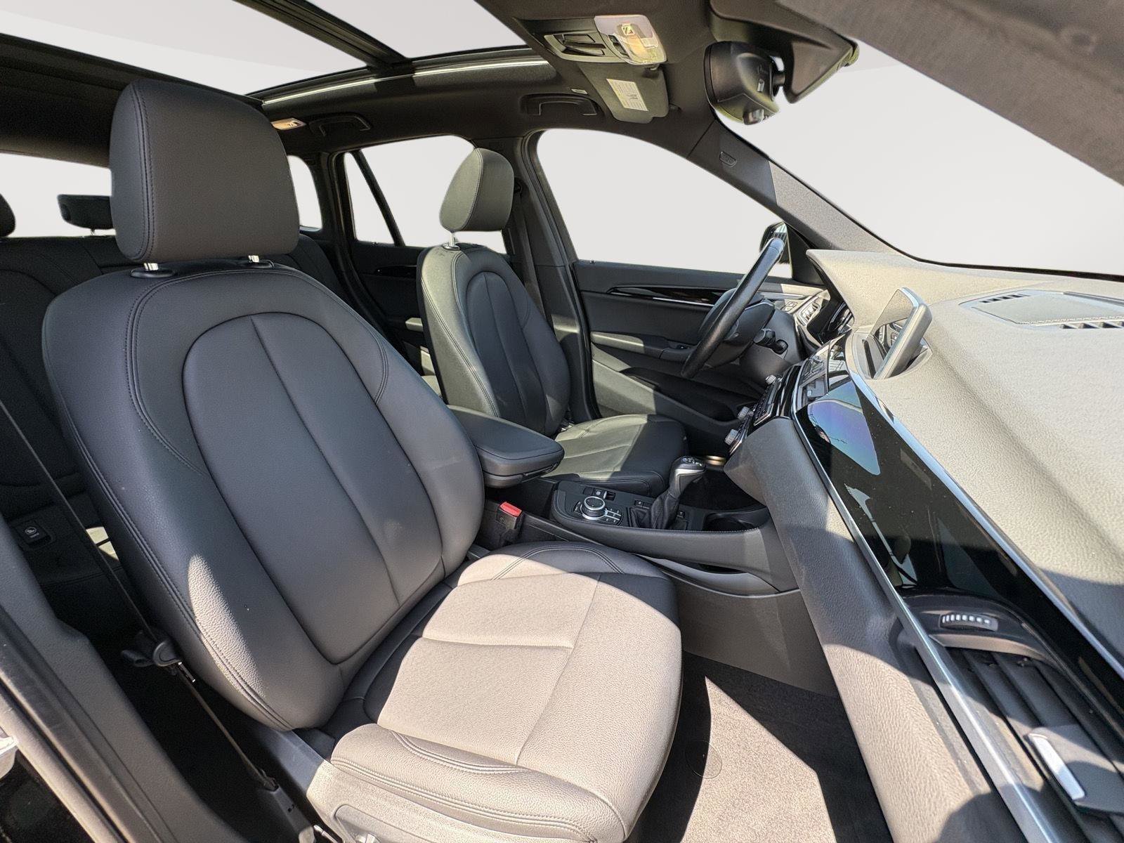 Used 2019 BMW X1 xDrive28i w/ Convenience Package AWD/4WD image 24