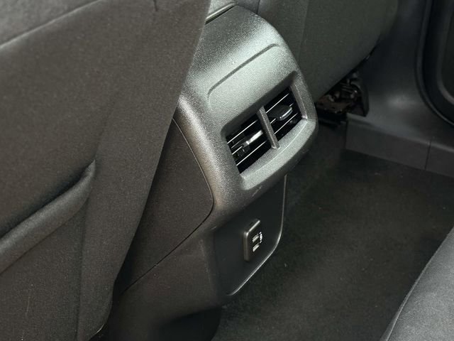 Used 2019 Chevrolet Equinox LT image 17