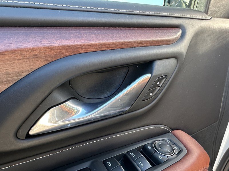 Used 2023 GMC Yukon Denali Ultimate image 22